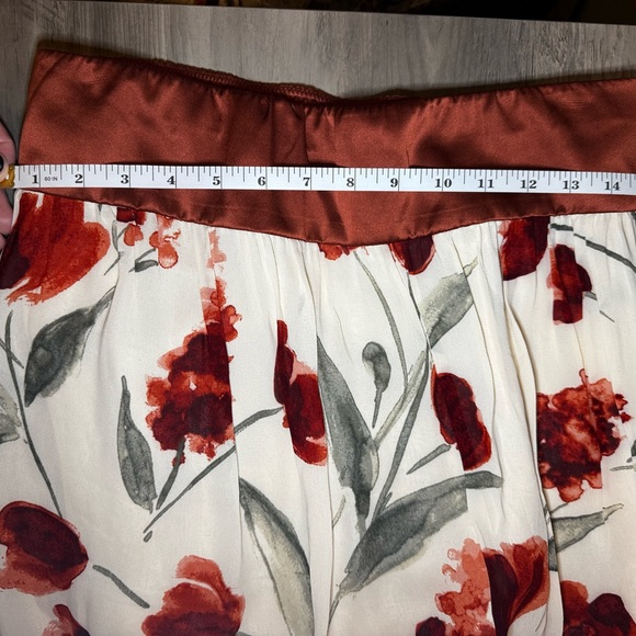 Reformation Maribelle Strapless Cream Chiffon Fabric - Picture 6 of 13